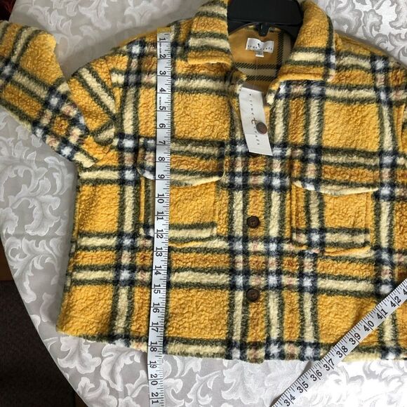 True Craft Juniors' Sherpa Shacket Cropped Yellow Yellow Plaid Size Small NWT - Picture 8 of 10